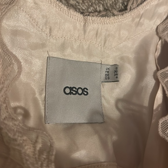 ASOS Nude Lace Silk Button Up Tank Top Bow Tie In Back Button Down Dressy Small - Picture 9 of 10